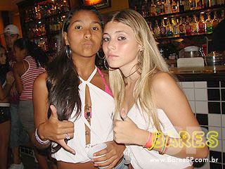 Noite animada no Capitão Gancho - AÇÃO BLOWTEX' Noite animada no Capitão Gancho - AÇÃO BLOWTEX'