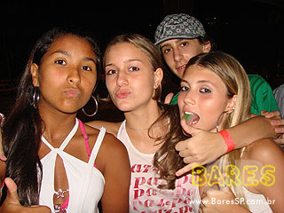 Noite animada no Capitão Gancho - AÇÃO BLOWTEX' Noite animada no Capitão Gancho - AÇÃO BLOWTEX'