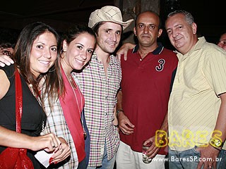 Rancho da Villa inaugura no bairro da Vila Madalena Rancho da Villa inaugura no bairro da Vila Madalena