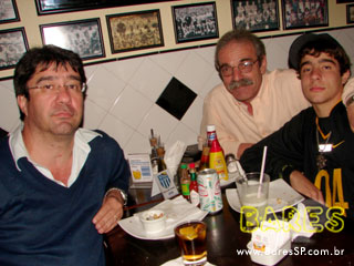 Lançamento do livro biográfico de Ronaldinho no Boleiros Bar Lançamento do livro biográfico de Ronaldinho no Boleiros Bar