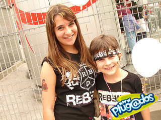 Ação Promocional Plugados Adria – Show RBD – Portão 2 Ação Promocional Plugados Adria – Show RBD – Portão 2