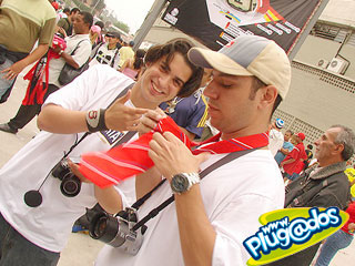 Ação Promocional Plugados Adria – Show RBD – Portão 2 Ação Promocional Plugados Adria – Show RBD – Portão 2