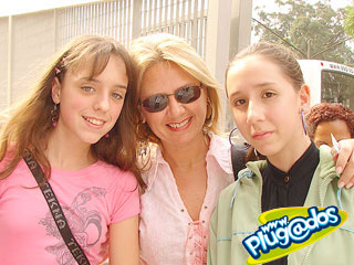 Ação Promocional Plugados Adria – Show RBD – Portão 2 Ação Promocional Plugados Adria – Show RBD – Portão 2