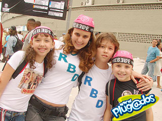 Ação Promocional Plugados Adria – Show RBD – Portão 2 Ação Promocional Plugados Adria – Show RBD – Portão 2