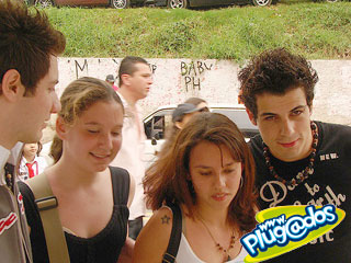 Ação Promocional Plugados Adria – Show RBD – Portão 2 Ação Promocional Plugados Adria – Show RBD – Portão 2