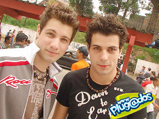 Ação Promocional Plugados Adria – Show RBD – Portão 2 Ação Promocional Plugados Adria – Show RBD – Portão 2