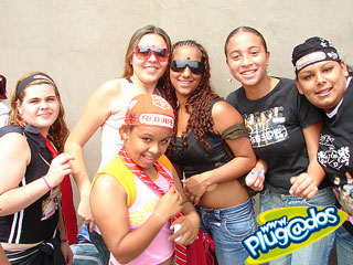 Ação Promocional Plugados Adria – Show RBD – Portão 15 Ação Promocional Plugados Adria – Show RBD – Portão 15