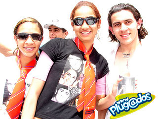 Ação Promocional Plugados Adria – Show RBD – Portão 15 Ação Promocional Plugados Adria – Show RBD – Portão 15