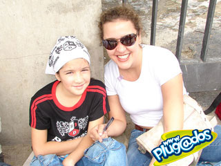 Ação Promocional Plugados Adria – Show RBD – Portão 16 Ação Promocional Plugados Adria – Show RBD – Portão 16