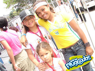 Ação Promocional Plugados Adria – Show RBD – Portão 16 Ação Promocional Plugados Adria – Show RBD – Portão 16