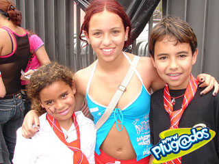 Ação Promocional Plugados Adria – Show RBD – Portão 17 Ação Promocional Plugados Adria – Show RBD – Portão 17