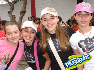 Ação Promocional Plugados Adria – Show RBD – Portão 17 Ação Promocional Plugados Adria – Show RBD – Portão 17