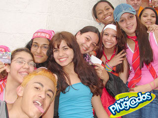 Ação Promocional Plugados Adria – Show RBD – Portão 18 Ação Promocional Plugados Adria – Show RBD – Portão 18