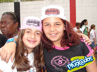 Ação Promocional Plugados Adria – Show RBD – Portão 18 Ação Promocional Plugados Adria – Show RBD – Portão 18