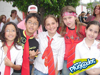 Ação Promocional Plugados Adria – Show RBD – Portão 18 Ação Promocional Plugados Adria – Show RBD – Portão 18