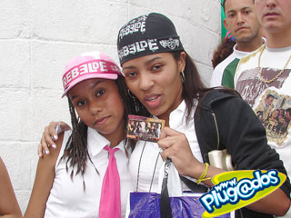 Ação Promocional Plugados Adria – Show RBD – Portão 18 Ação Promocional Plugados Adria – Show RBD – Portão 18