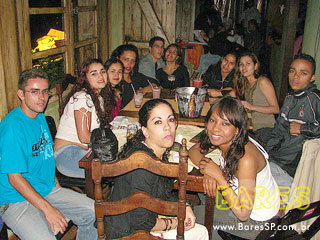 Sábado no Bella Innocenti Sábado no Bella Innocenti