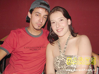 Véspera de feriado agitada no Bella Innocenti Véspera de feriado agitada no Bella Innocenti