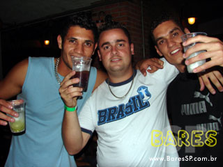 Turma do Pagode e Samprazer na Cervejaria Estância Alto da Serra Turma do Pagode e Samprazer na Cervejaria Estância Alto da Serra