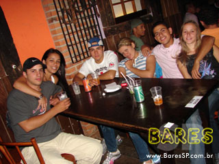 Turma do Pagode e Samprazer na Cervejaria Estância Alto da Serra Turma do Pagode e Samprazer na Cervejaria Estância Alto da Serra