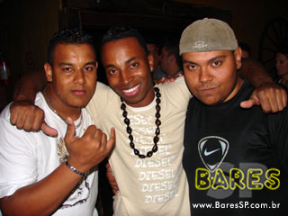 Turma do Pagode e Samprazer na Cervejaria Estância Alto da Serra Turma do Pagode e Samprazer na Cervejaria Estância Alto da Serra