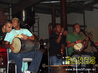Turma do Pagode e Samprazer na Cervejaria Estância Alto da Serra Turma do Pagode e Samprazer na Cervejaria Estância Alto da Serra