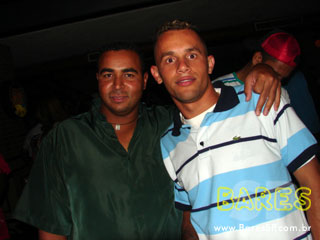 Turma do Pagode e Samprazer na Cervejaria Estância Alto da Serra Turma do Pagode e Samprazer na Cervejaria Estância Alto da Serra