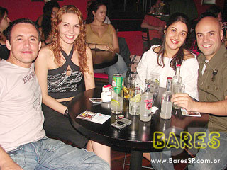 Sábado a noite no Pimenta Bar Sábado a noite no Pimenta Bar