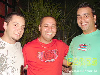 Sábado a noite no Pimenta Bar Sábado a noite no Pimenta Bar