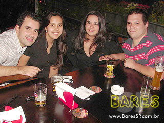 Sábado a noite no Pimenta Bar Sábado a noite no Pimenta Bar