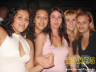 Grupos Turma do Pagode e Samprazer na Cervejaria Estância Itaim Grupos Turma do Pagode e Samprazer na Cervejaria Estância Itaim