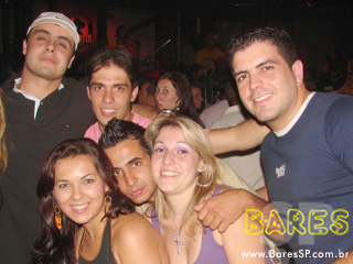 Grupos Turma do Pagode e Samprazer na Cervejaria Estância Itaim Grupos Turma do Pagode e Samprazer na Cervejaria Estância Itaim