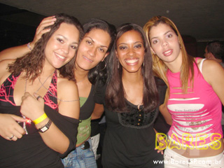 Grupos Turma do Pagode e Samprazer na Cervejaria Estância Itaim Grupos Turma do Pagode e Samprazer na Cervejaria Estância Itaim