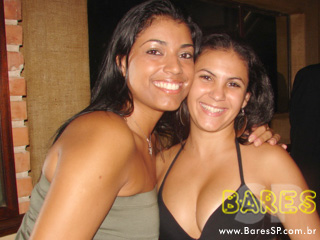 Grupos Turma do Pagode e Samprazer na Cervejaria Estância Itaim Grupos Turma do Pagode e Samprazer na Cervejaria Estância Itaim