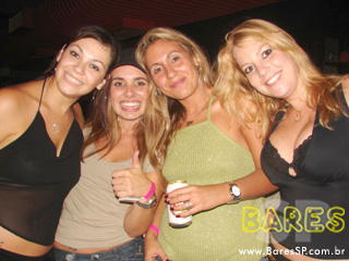 Grupos Turma do Pagode e Samprazer na Cervejaria Estância Itaim Grupos Turma do Pagode e Samprazer na Cervejaria Estância Itaim