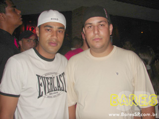 Grupos Turma do Pagode e Samprazer na Cervejaria Estância Itaim Grupos Turma do Pagode e Samprazer na Cervejaria Estância Itaim