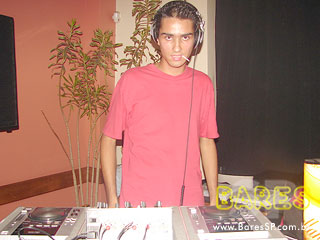 Sábado animado no Autêntico Bar Sábado animado no Autêntico Bar