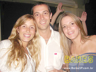 Sábado animado no Autêntico Bar Sábado animado no Autêntico Bar