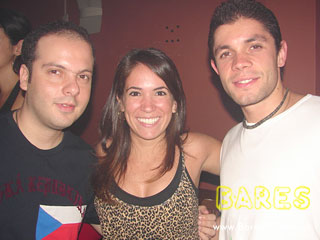 Sábado animado no Autêntico Bar Sábado animado no Autêntico Bar