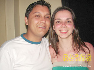 Sábado animado no Autêntico Bar Sábado animado no Autêntico Bar