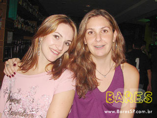 Sábado a noite no Consulado da Cachaça Sábado a noite no Consulado da Cachaça