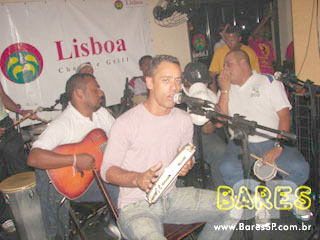 Quinta-feira a noite no Lisboa Chopp & Grill Quinta-feira a noite no Lisboa Chopp & Grill