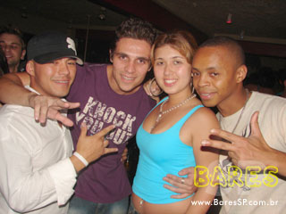 Quinta-feira a noite no Lisboa Chopp & Grill Quinta-feira a noite no Lisboa Chopp & Grill