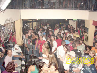 Quinta-feira a noite no Lisboa Chopp & Grill Quinta-feira a noite no Lisboa Chopp & Grill