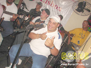 Quinta-feira a noite no Lisboa Chopp & Grill Quinta-feira a noite no Lisboa Chopp & Grill