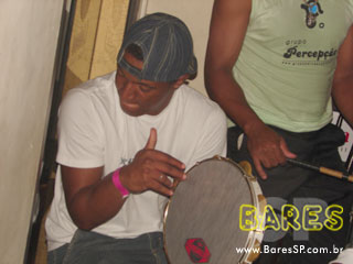 Quinta-feira a noite no Lisboa Chopp & Grill Quinta-feira a noite no Lisboa Chopp & Grill