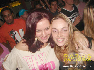 Quinta-feira a noite no Lisboa Chopp & Grill Quinta-feira a noite no Lisboa Chopp & Grill