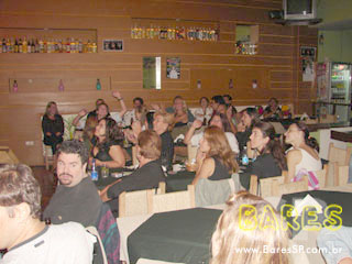 Segunda com apresentação teatral no Consulado da Cachaça Segunda com apresentação teatral no Consulado da Cachaça