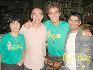 Segunda com apresentação teatral no Consulado da Cachaça Segunda com apresentação teatral no Consulado da Cachaça