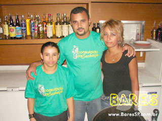 Segunda com apresentação teatral no Consulado da Cachaça Segunda com apresentação teatral no Consulado da Cachaça